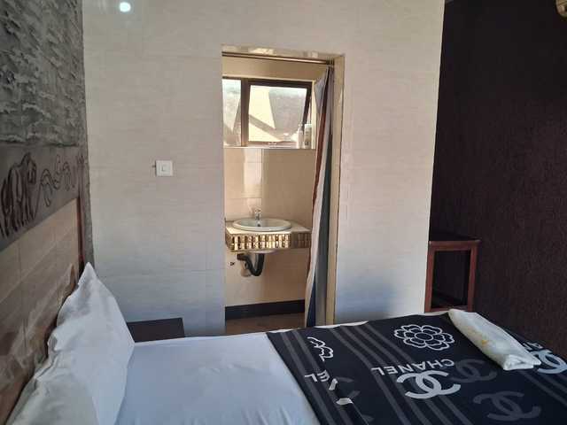 Comfort Plus room at Whispers Lodge